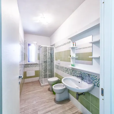 Isola Antica Sole 4*