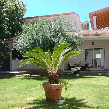 Isola Antica Sole 4*