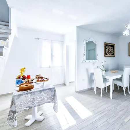 Isola Antica Sole Bed & Breakfast SantʼAntìoco